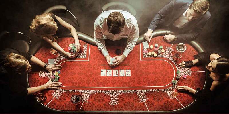 Tìm hiểu chung về siêu phẩm game bài Poker kinh điển